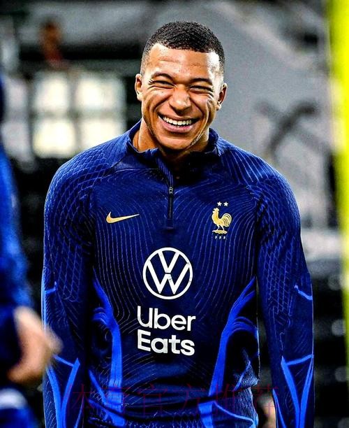 本届世界杯法国姆巴佩焦点对决深度解读